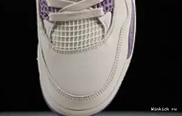 - RETRO JORDAN 4 SB 0605